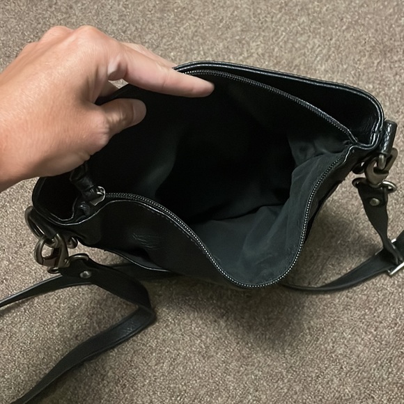 Liz Claiborne purse - Picture 6 of 8